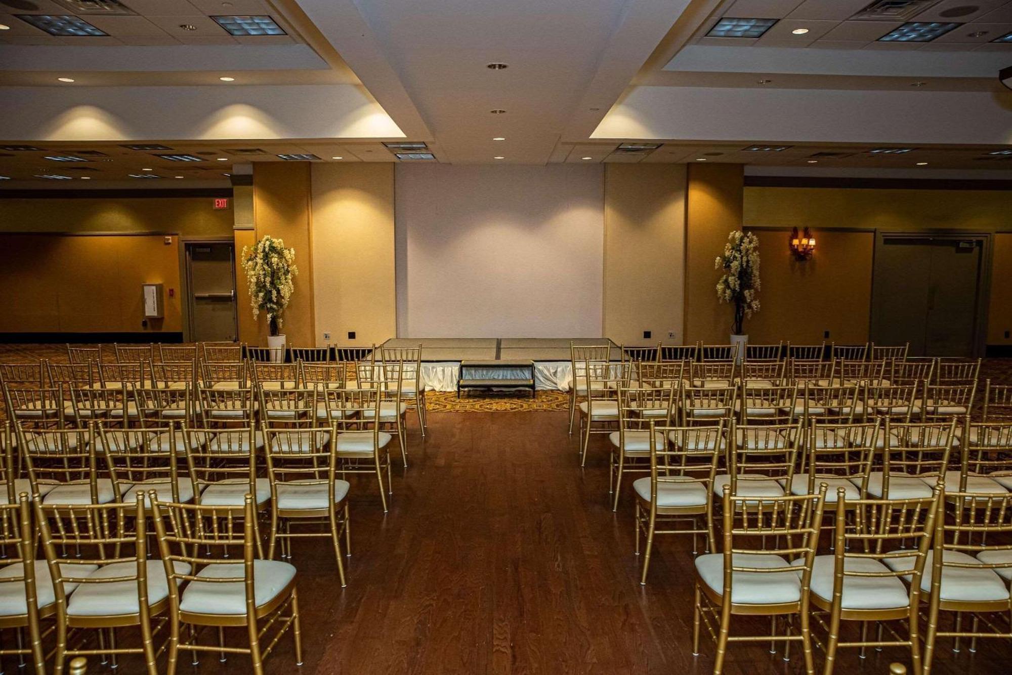 Radisson Hotel Philadelphia Northeast Trevose Exterior photo